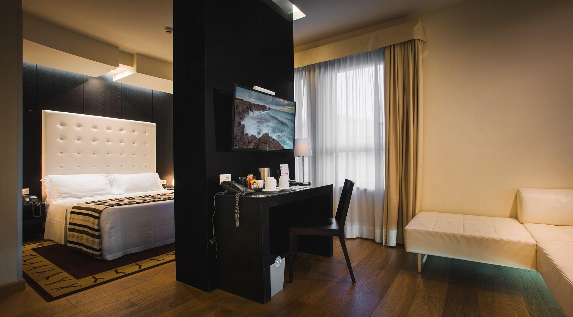 קליארי Sardegna Hotel - Suites & Restaurant מראה חיצוני תמונה